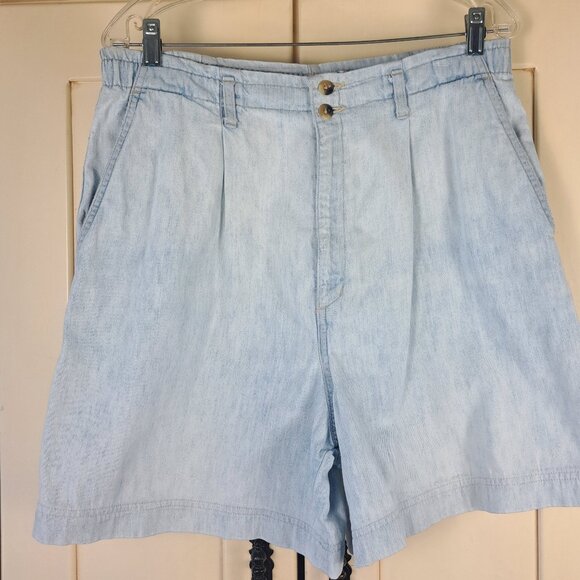 LAND'S END Light Blue Denim Pleat Front Vintage Shorts Sz 14 - Picture 1 of 11